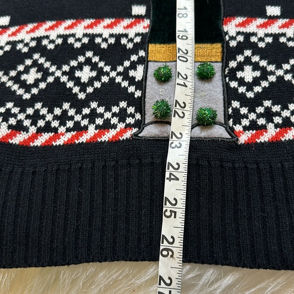 HOLIDAY Sweater Nutbuster Size Medium - Picture 6 of 7